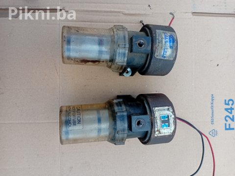 Pumpa za naftu traktor bager utovarivac skip jcb imt citaj pod de 20 KM