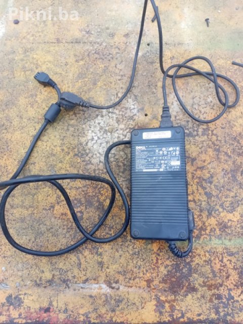 Adapter DELL 12v 18A racunar kompjuter punjac trafo pretvarac 45 KM