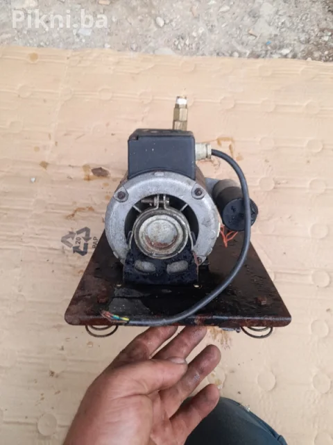 Elektro motor sa pumpom za visokotlacnom vodu fluid-o-tech 3