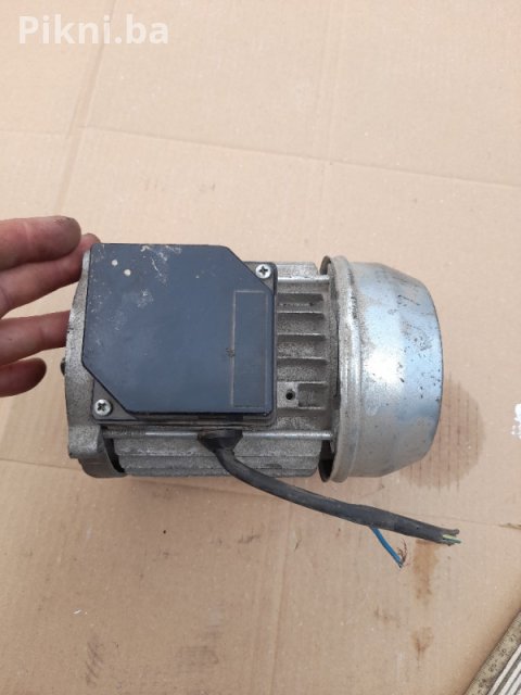 Elektro motor 220v elektronika elektomotori 6