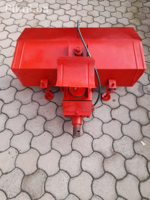 Rotirajuca cetka metla freza motokultivator traktor imt 12