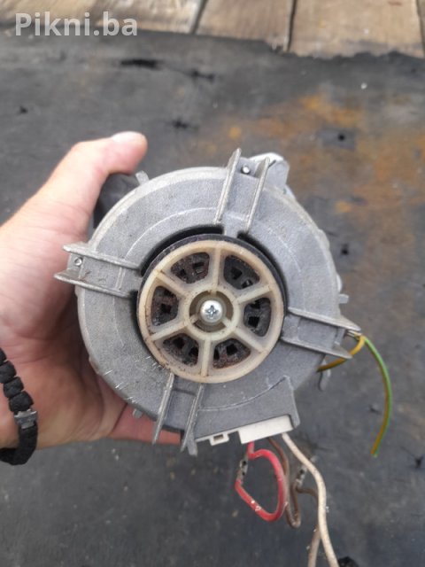 Cirkulacijska pumpa Motor 90v za Beko Arcelik 1719600600 3