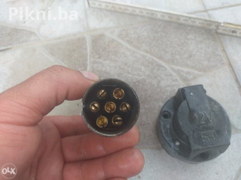 Robusna 7-Pinska Aluminijumska Utičnica i Utikač za Prikolicu