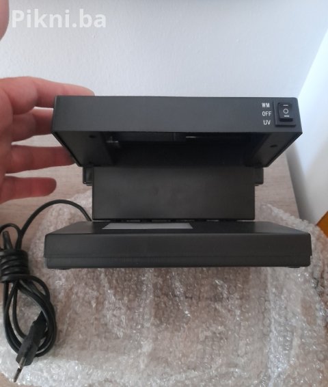 UV Aparat za Provjeru Novčanica / Detektor Lažnog Novca NOVO 8