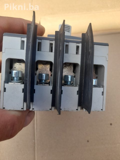PROFESIONALNI ABB Prekidač Snage SACE Tmax XT1B 160A - Industrijs 3