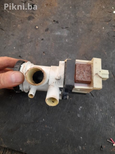 ORIGINAL PlaSet Odvodna Pumpa (34W) - Odličan Izbor! 4
