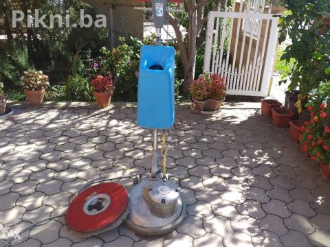 Mašina za pranje tepiha podova ploca SORMA cetkara 4
