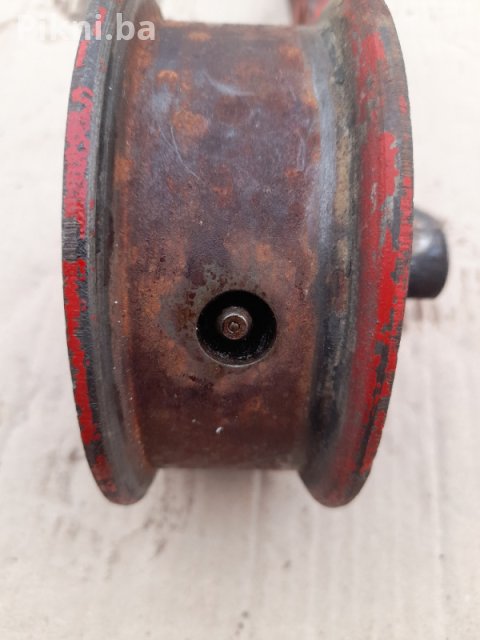 Spaner remena elektro motor dijelovi kombajn traktor koturaca 10