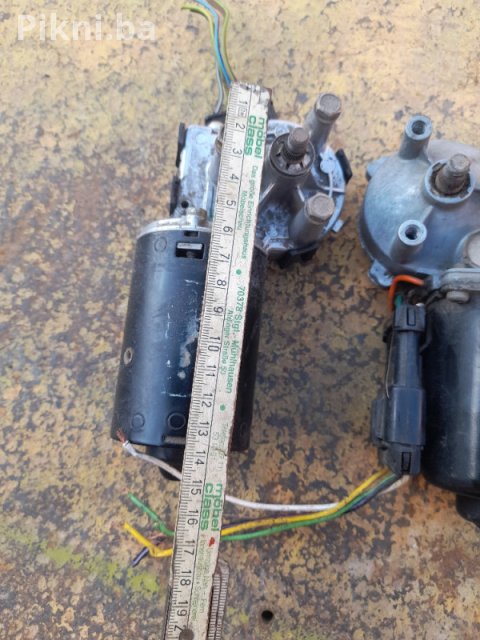 Prodaja elektro motora za auto brisače - 12V, super stanje! 3