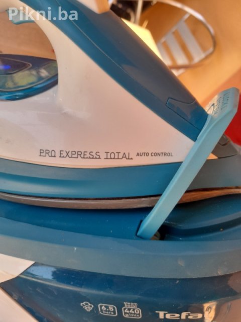 Profesionalna Tefal pegla na paru, Groupe SEB - oštećena 8