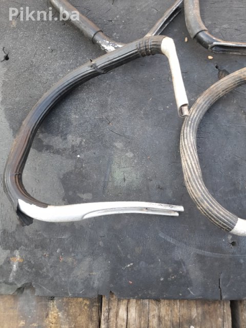 15 KM/kom: Korištene ručke za Stihl i Husqvarna motorne pile 5