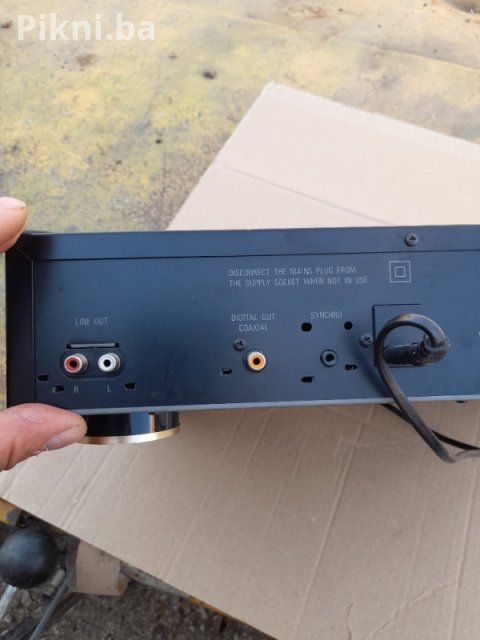 SNIŽENO! Denon DCD-695 Hi-Fi CD Plejer (NE ČITA CD) - Samo 50km! 3