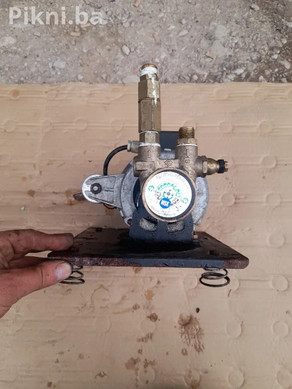 Elektro motor sa pumpom za visokotlacnom vodu fluid-o-tech