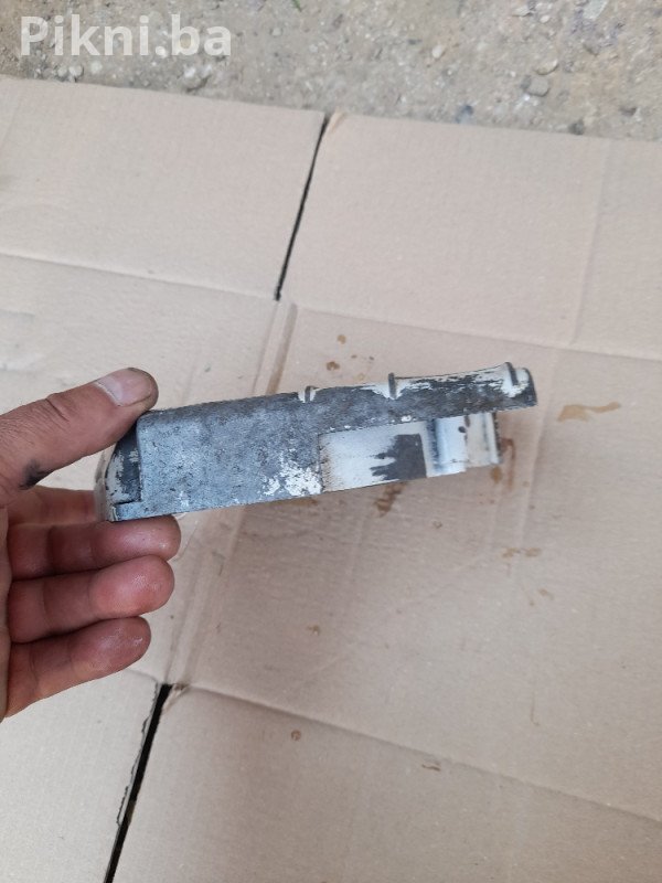 Originalni Deklo Paljenja (Starter Kućište) za Stihl 045 / 056