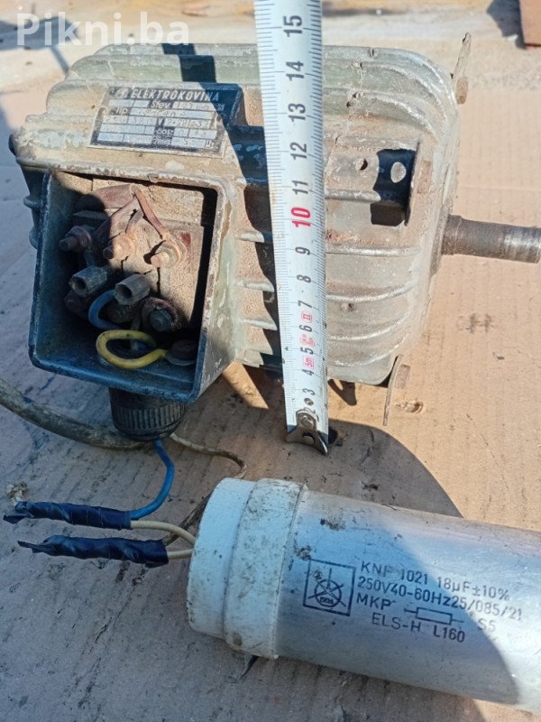 Elektro motor elektrokovina 220v 1320 obrtaja elektromotori