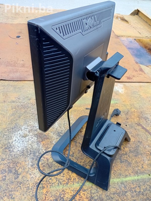 BRZA PRODAJA! Dell Monitor (17/19 inča, DVI/VGA/USB) - Povoljno!