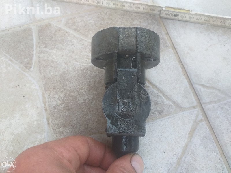 Robusna 7-Pinska Aluminijumska Utičnica i Utikač za Prikolicu