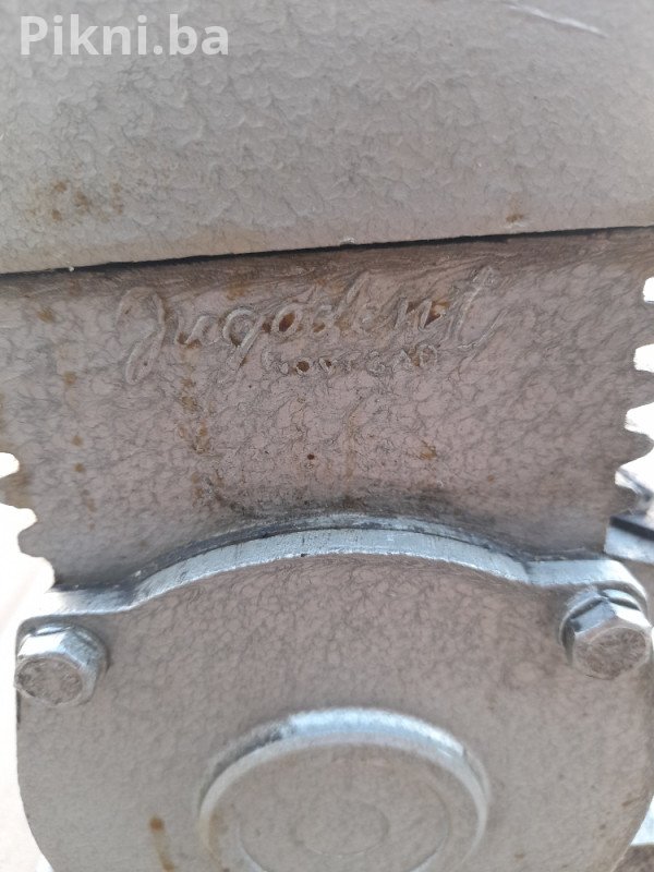 DIJELOVI! Kompresorska Glava (Dvoglava) - JUGODENT NOVI SAD