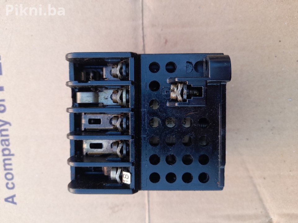 KONAKTOR / SKLOPKA SIEMENS 3TA21 (220V Špulna, Made in Germany) 45 K