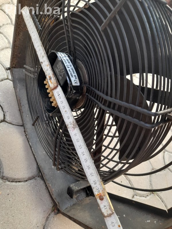 * Aksijalni Ventilator Turbina 220V - Super Ispravan, Samo 100 KM