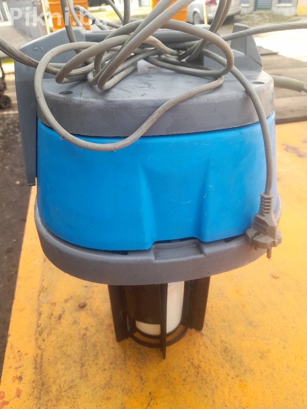 Profesionalni usisivač MOTOR 1450W - Mokro i suvo usisavanje!