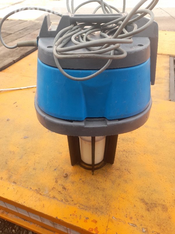 Profesionalni usisivač MOTOR 1450W - Mokro i suvo usisavanje!
