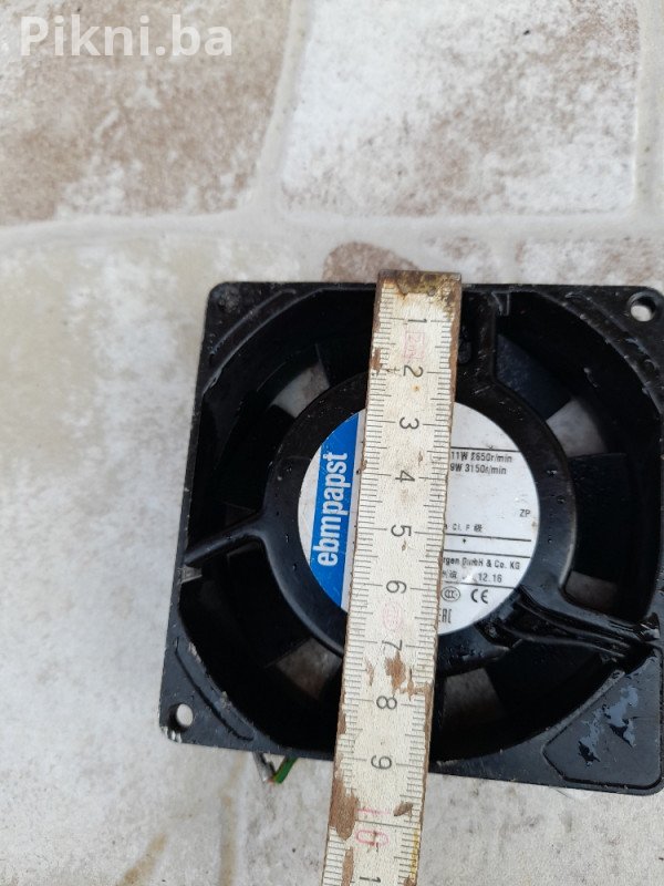 Povoljno! Ventilator turbina 220V, 9x9x3cm - Kao nov, samo 30 KM!