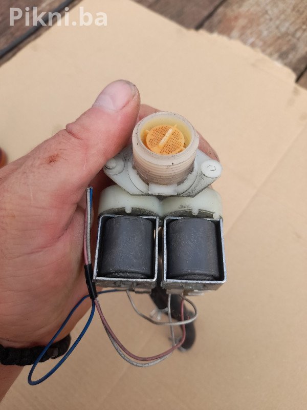Prodaja elektro magnetnog ventila za veš mašinu - 20 KM