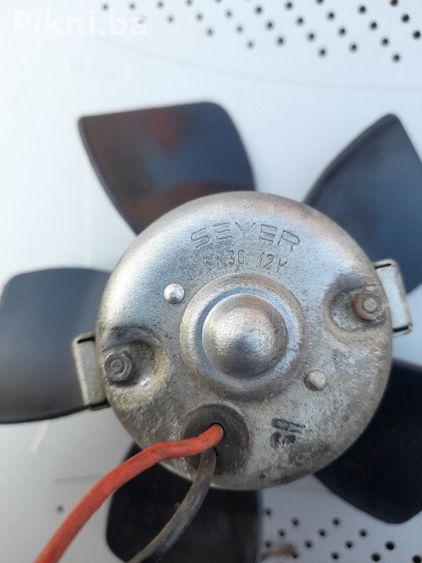 Hitna prodaja: Elektromotor ventilator Sever 12V - samo 35 KM!