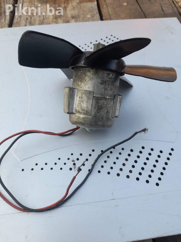 Hitna prodaja: Elektromotor ventilator Sever 12V - samo 35 KM!