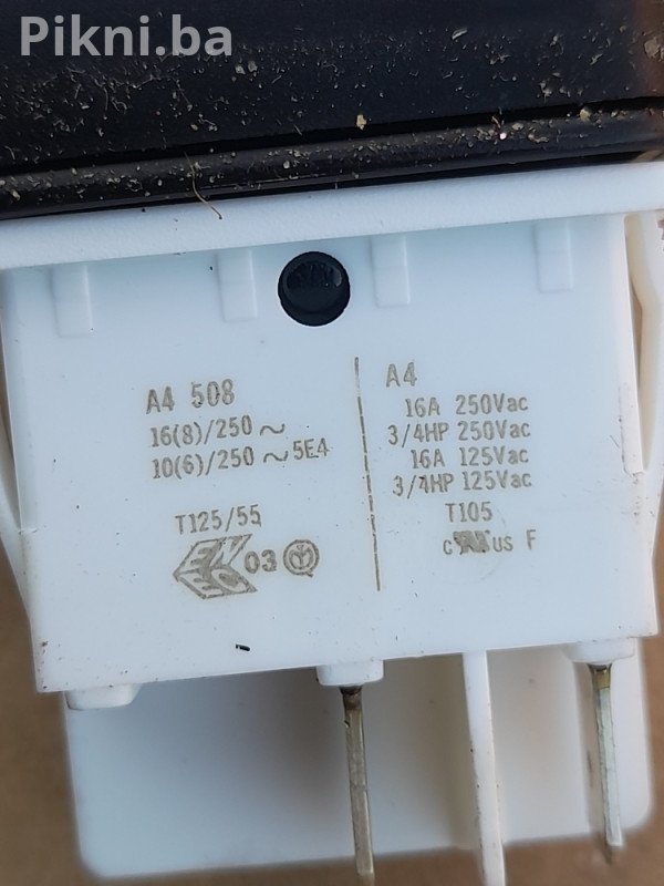 Prekidač za kućanski aparat 250V AC (10 KM)