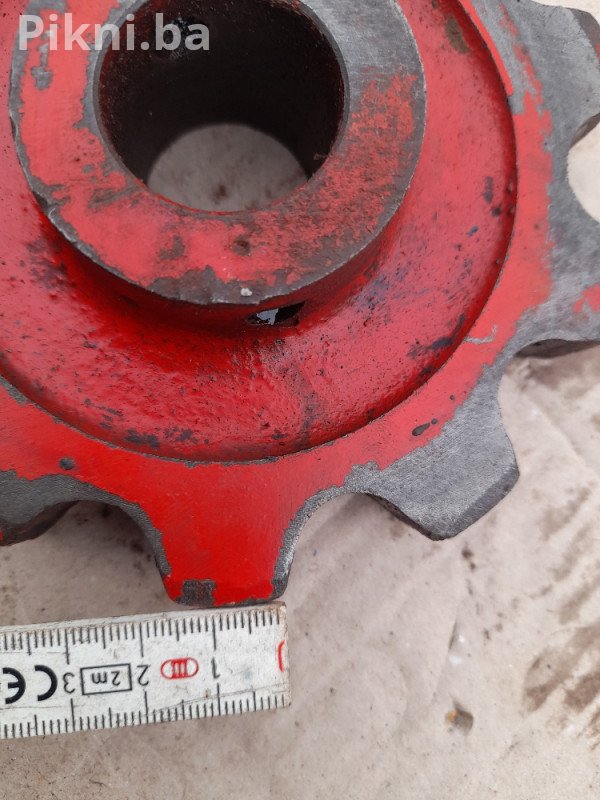 Zupcanik zupcanici djelovi kombajn traktor imt