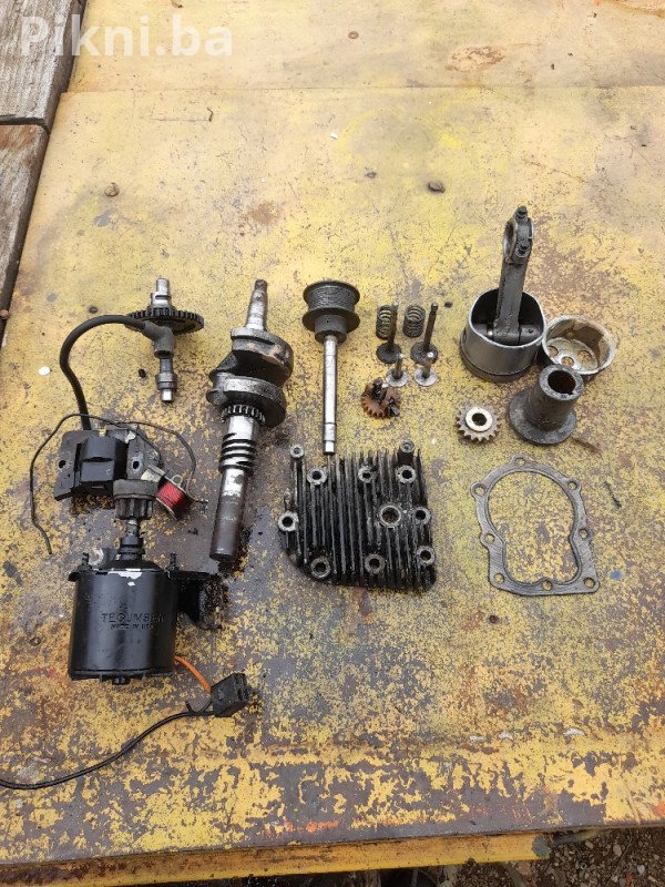 Deklo glava motora kosilice Briggs Stratton i Tecumseh - Super st