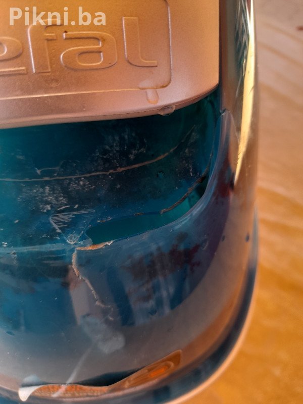 Profesionalna Tefal pegla na paru, Groupe SEB - oštećena