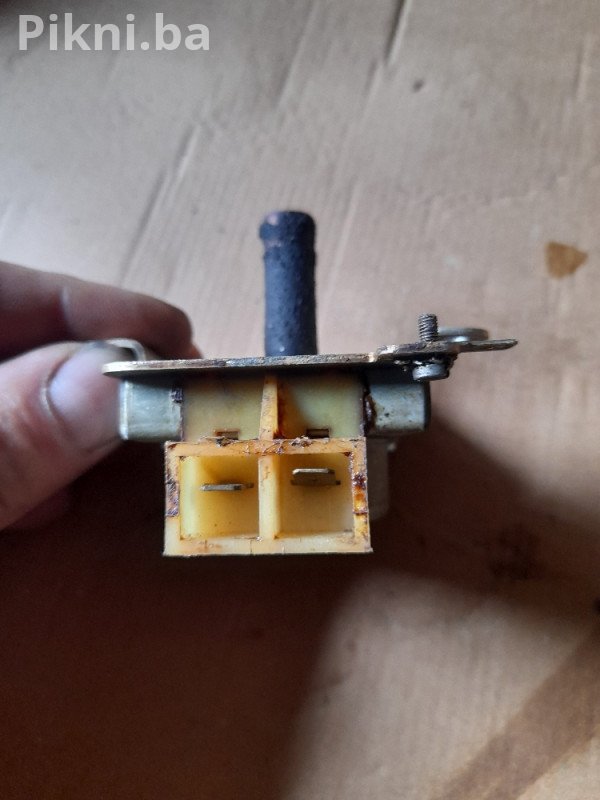 Motor sa Reduktorom za Ražanj (Rotisserie) | Električni Štednjak