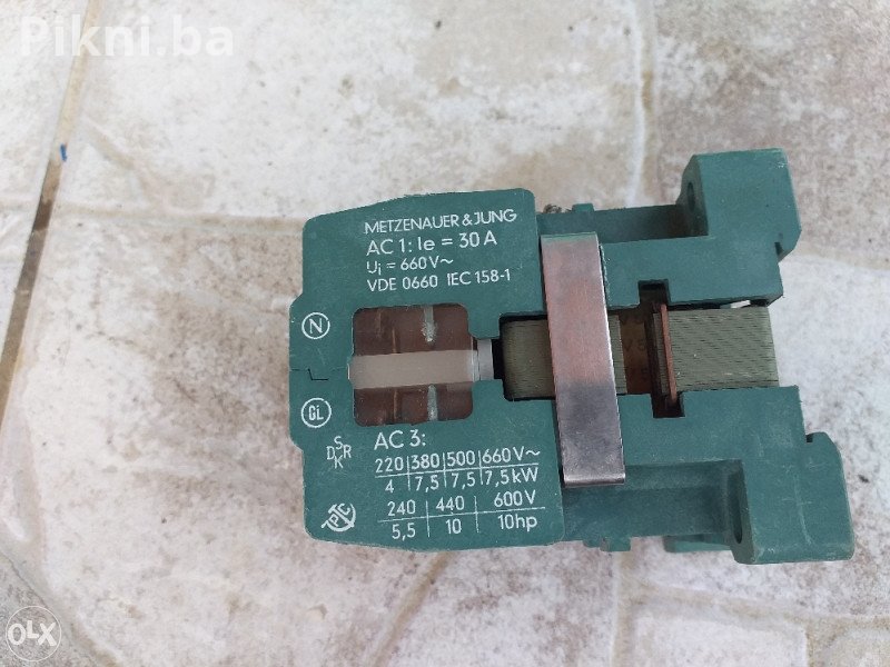 KONTAKTOR Elektro sklopka 30A DSL 16-11
