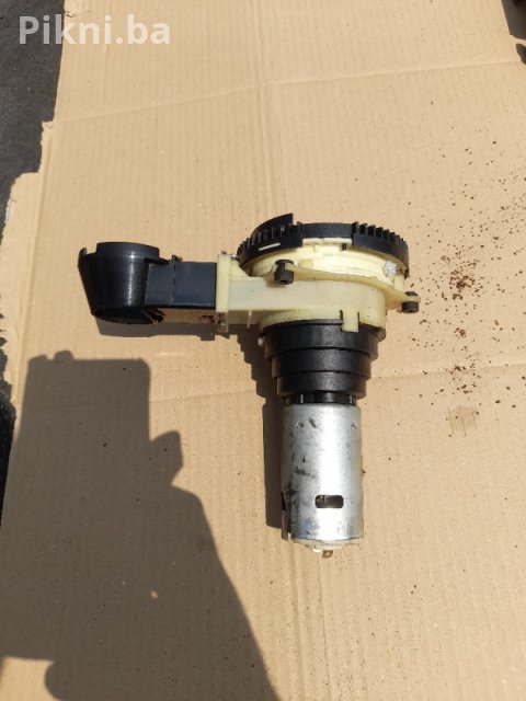 Mlin za kafu benvenuto B30 fust Bosch dijelovi kafe aparat kafu 9