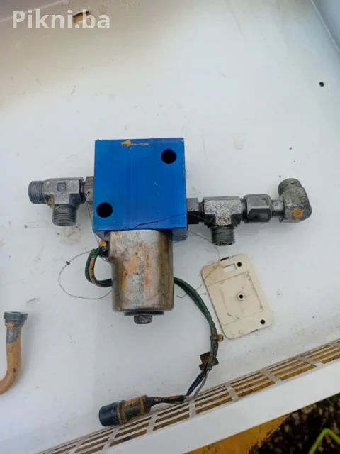 SNIŽENO! | Hidraulični Elektro-Magnetni Ventil 24V DC - 2 Komada 11