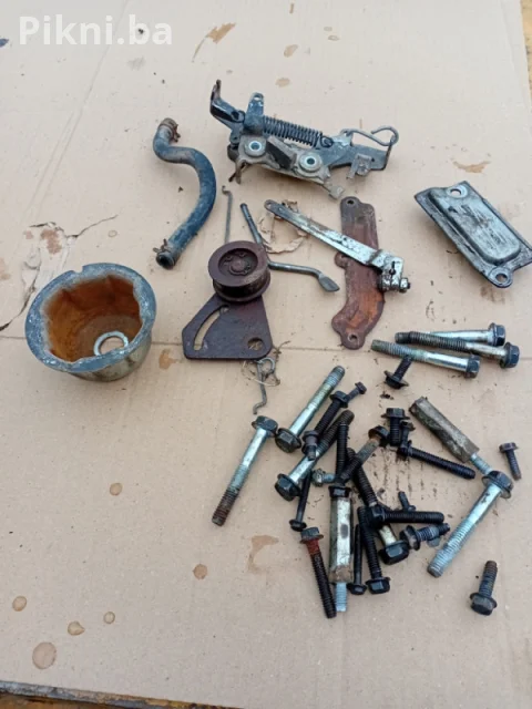 Auspuh kosacice Briggs stratton Tecumsen dijelovi kosilice 4
