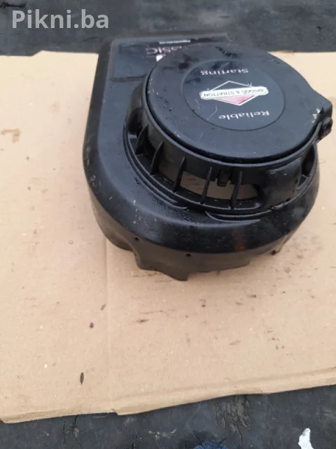 Poklopac startera (starter čep) za Briggs & Stratton 35 Classic 4