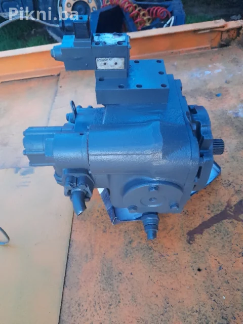 GOTOVO NOVA! Hidraulična Pumpa SAUER-DANFOSS SPV 23 13