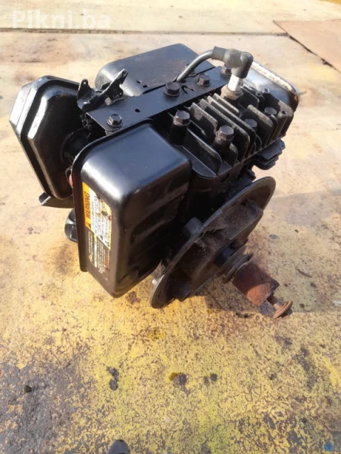 Motor kosačice Briggs strattion kosilice dijelovi 3