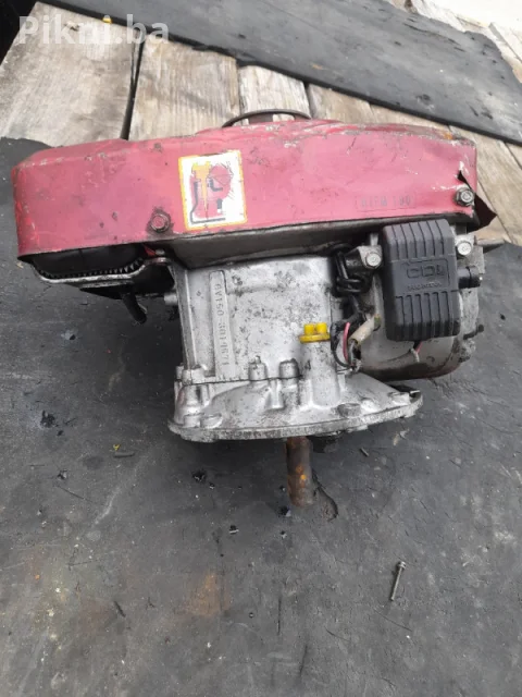 BRZA PRODAJA! DIJELOVI / NEISPITAN MOTOR HONDA GV150 za kosilice/ 9