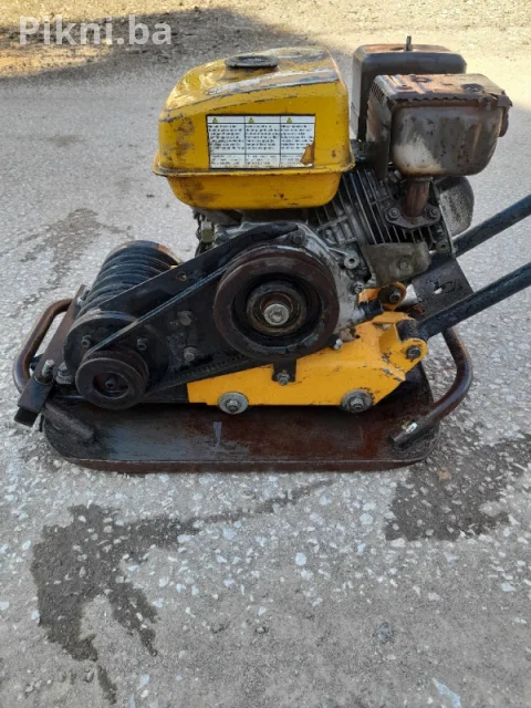 Vibro ploča 65kg žaba (Honda motor) Ispravna i spremna za rad 11