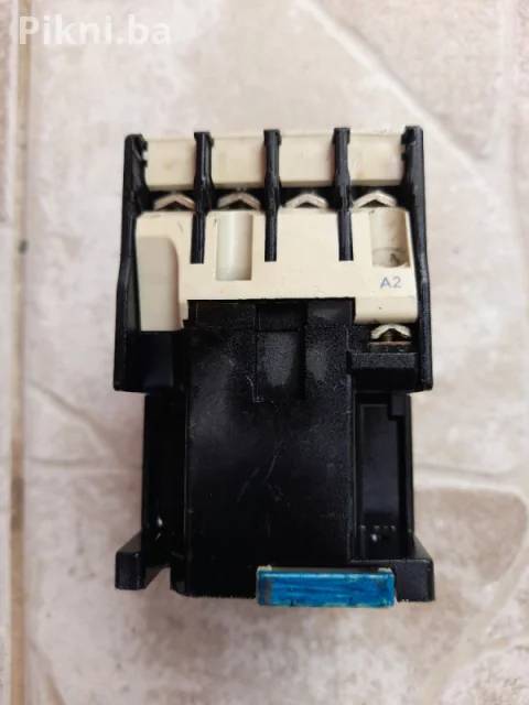 Kontaktor Telemecaniquje 40A 220v sklopka prekidac 6