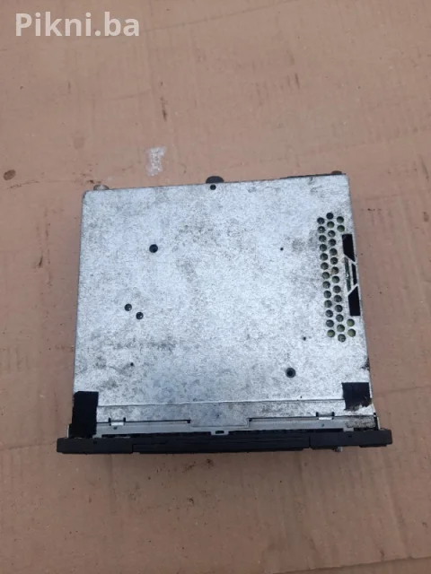 ORIGINAL VW GAMMA Auto Radio / NEISPITAN / Uvoz iz Njemačke (30 K 5