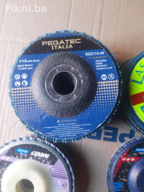Profi disk za brušenje sa papirima 115/125x22mm - ploče za brušen 9
