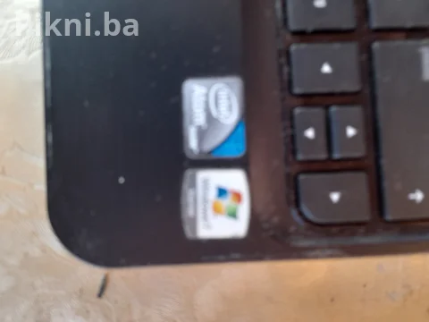 HP Mini (Crveni) - Odlično očuvan - Iz Njemačke laptop 12