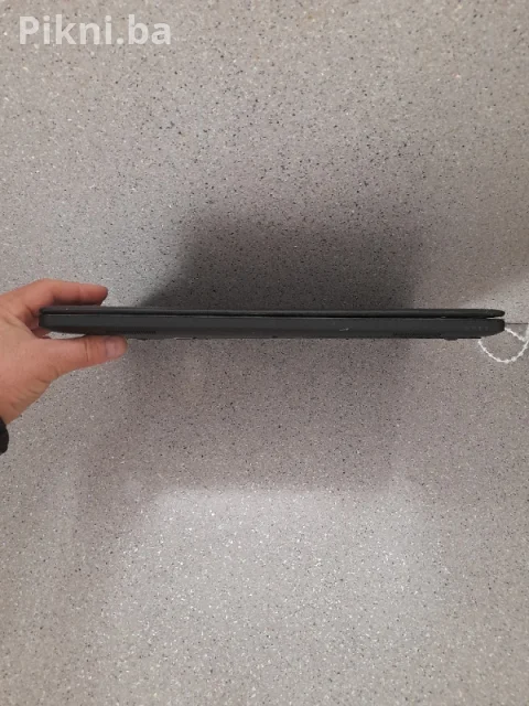 Dell Latitude E5550 i5 / ZA DIJELOVE / IZ Njemačke 9