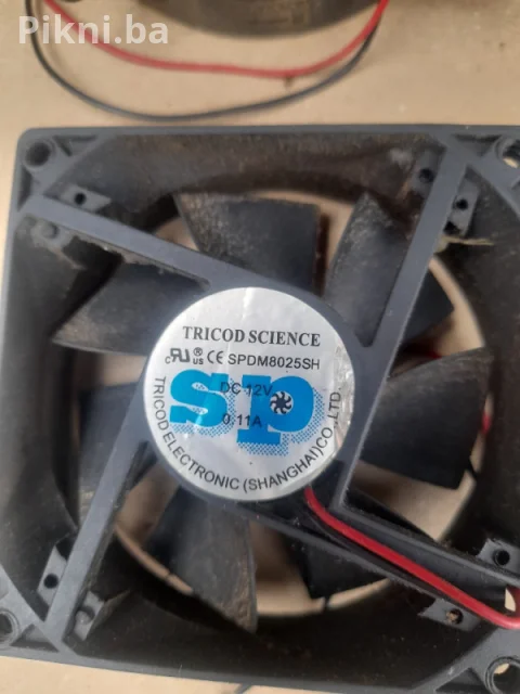 Ventilator turbina 12v coler hladnjak cooleri 8x8cm 5